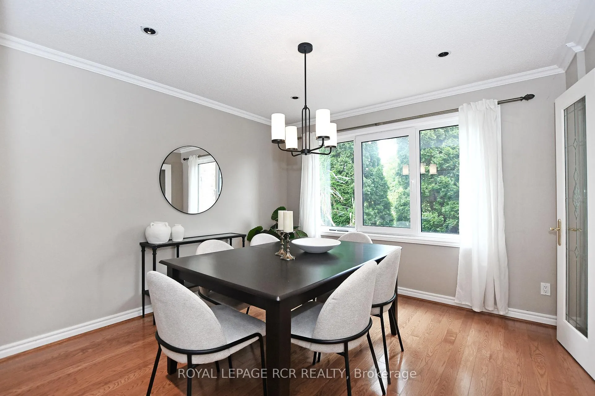 Photo 5 of 14 Wethersfield Court, Aurora, Aurora Highlands — HOMEH