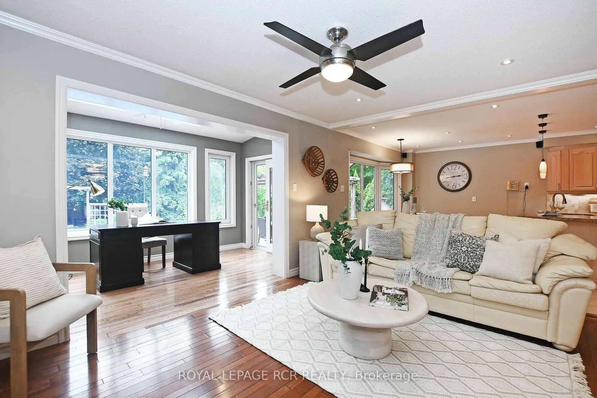 Photo 6 of 14 Wethersfield Court, Aurora, Aurora Highlands — HOMEH