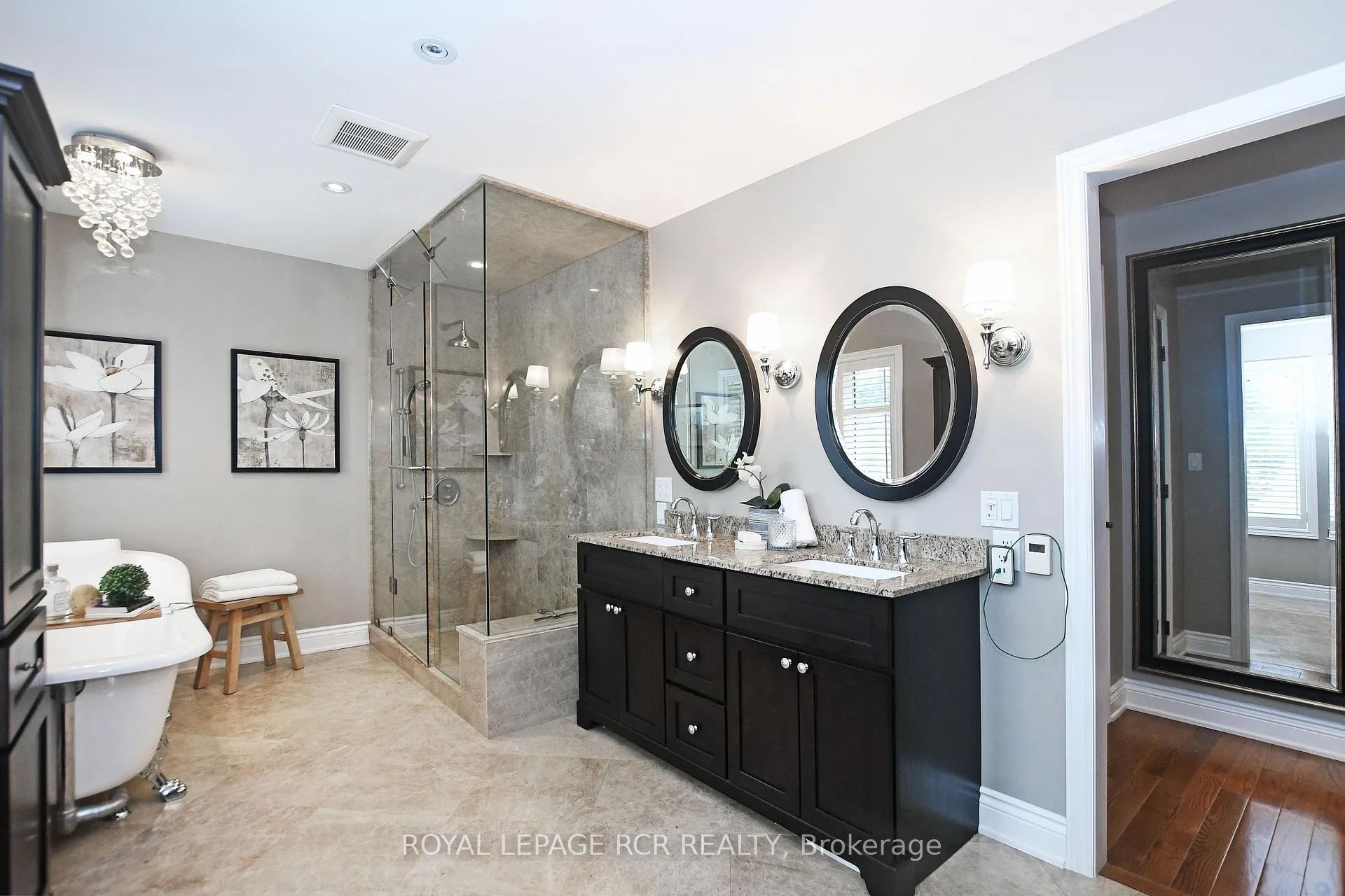 Photo 19 of 14 Wethersfield Court, Aurora, Aurora Highlands — HOMEH