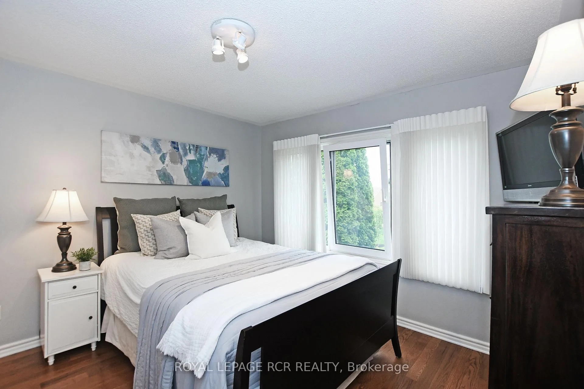 Photo 21 of 14 Wethersfield Court, Aurora, Aurora Highlands — HOMEH