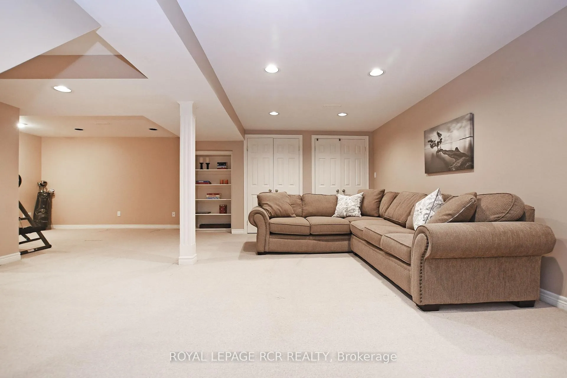 Photo 26 of 14 Wethersfield Court, Aurora, Aurora Highlands — HOMEH