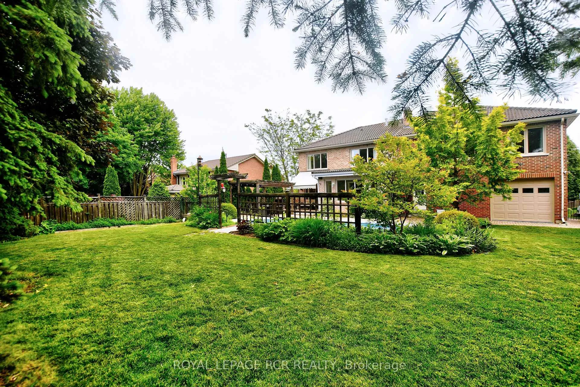 Photo 29 of 14 Wethersfield Court, Aurora, Aurora Highlands — HOMEH