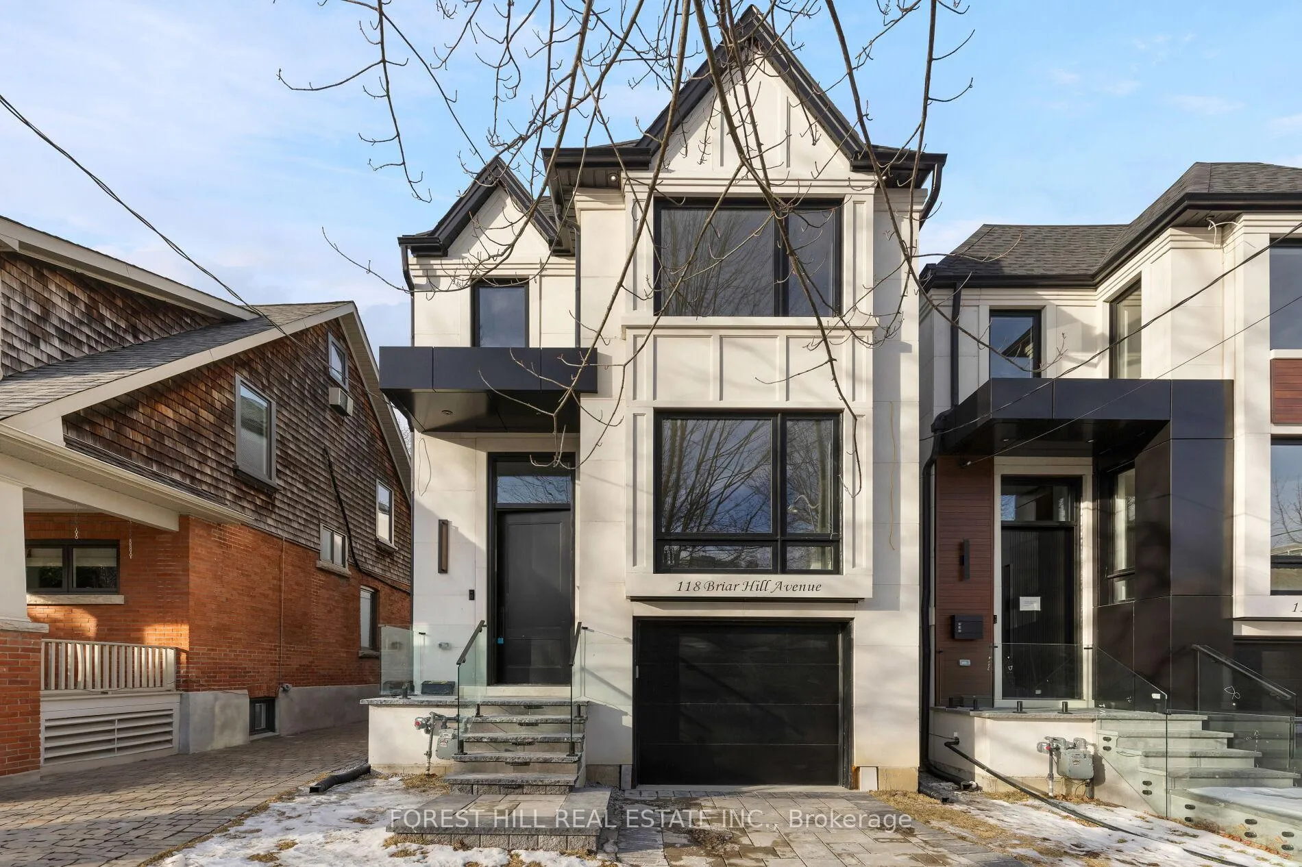 Front of 118 Briar Hill Avenue