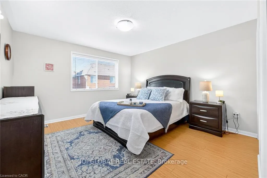 Photo 23 of 841 Gifford Crescent, Milton, Coates — HOMEH