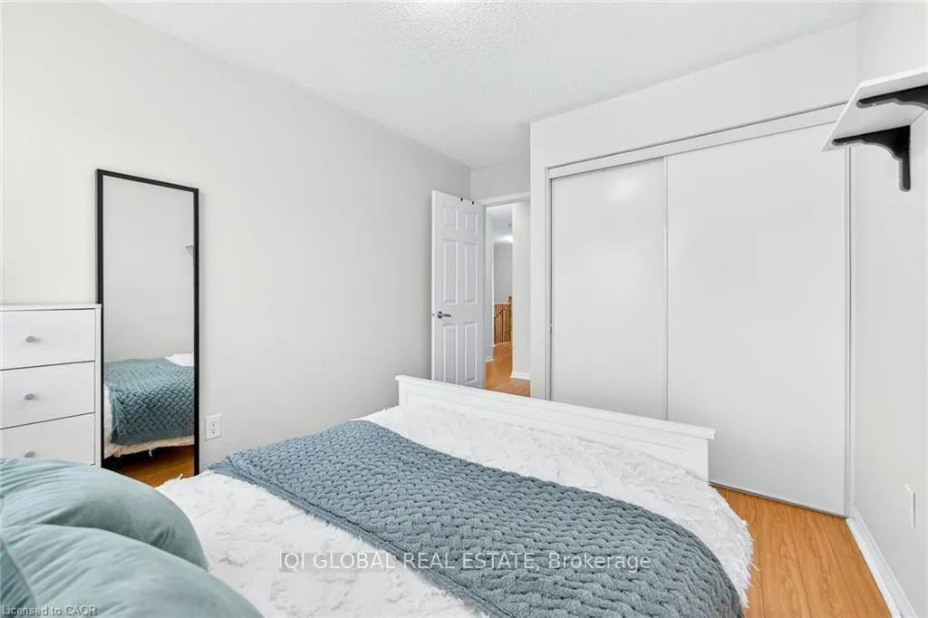 Photo 28 of 841 Gifford Crescent, Milton, Coates — HOMEH