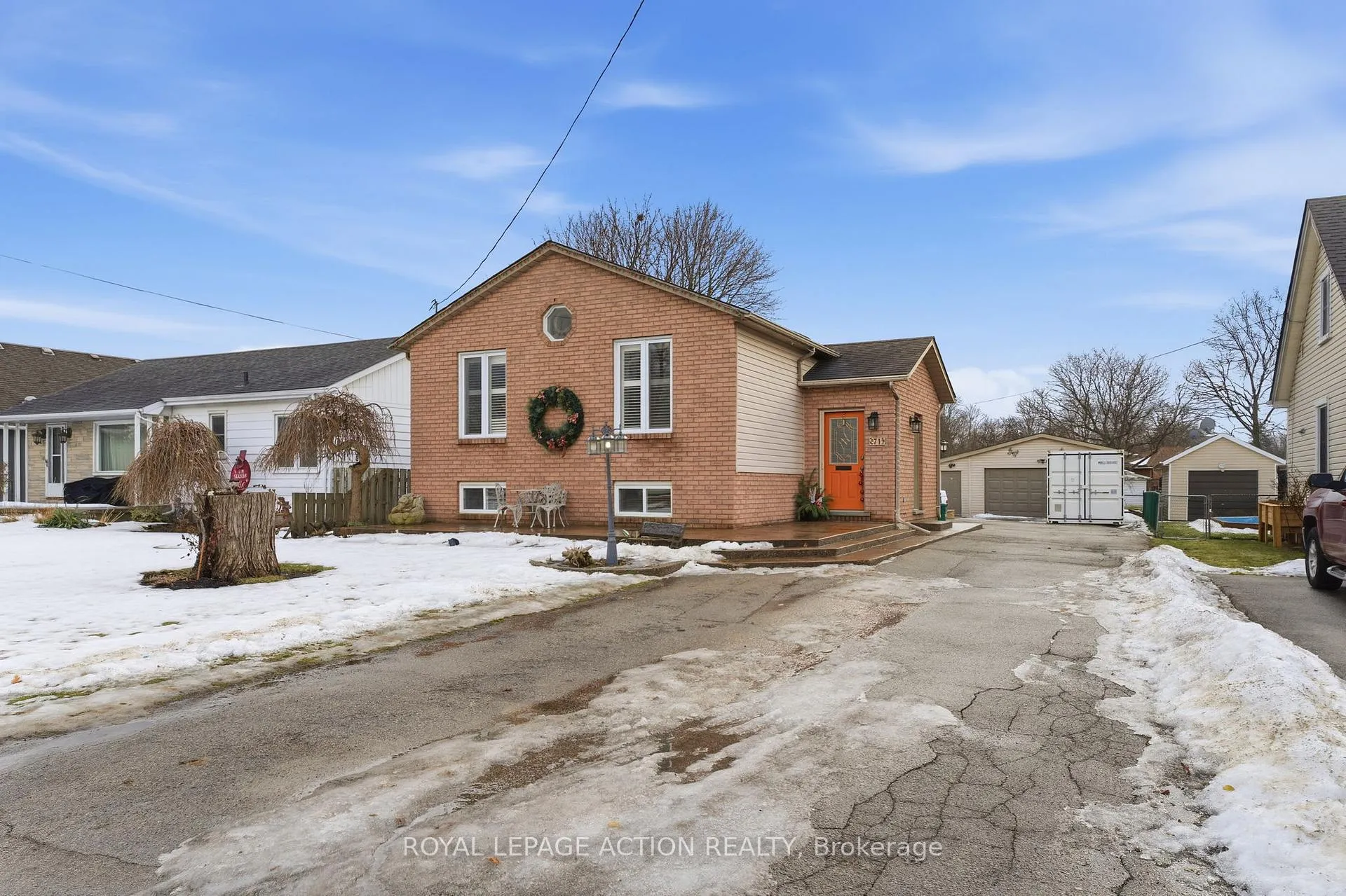 Front of 71 Barnes Avenue