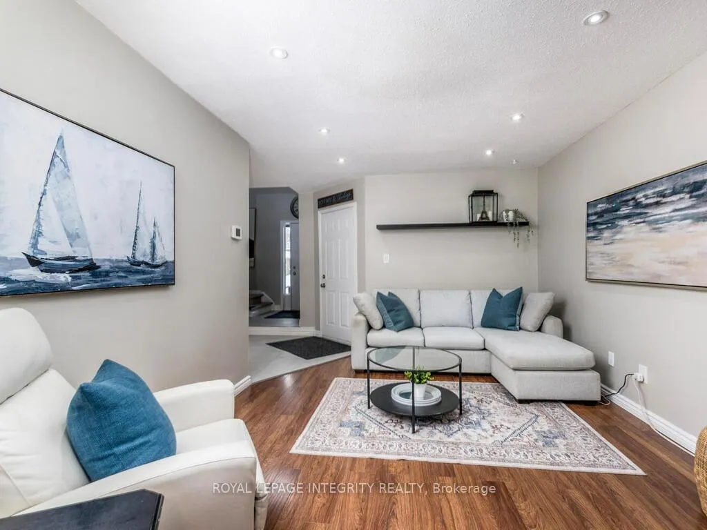 Photo 6 of 90 Waterton Crescent, Ottawa, Kanata - Bridlewood — HOMEH