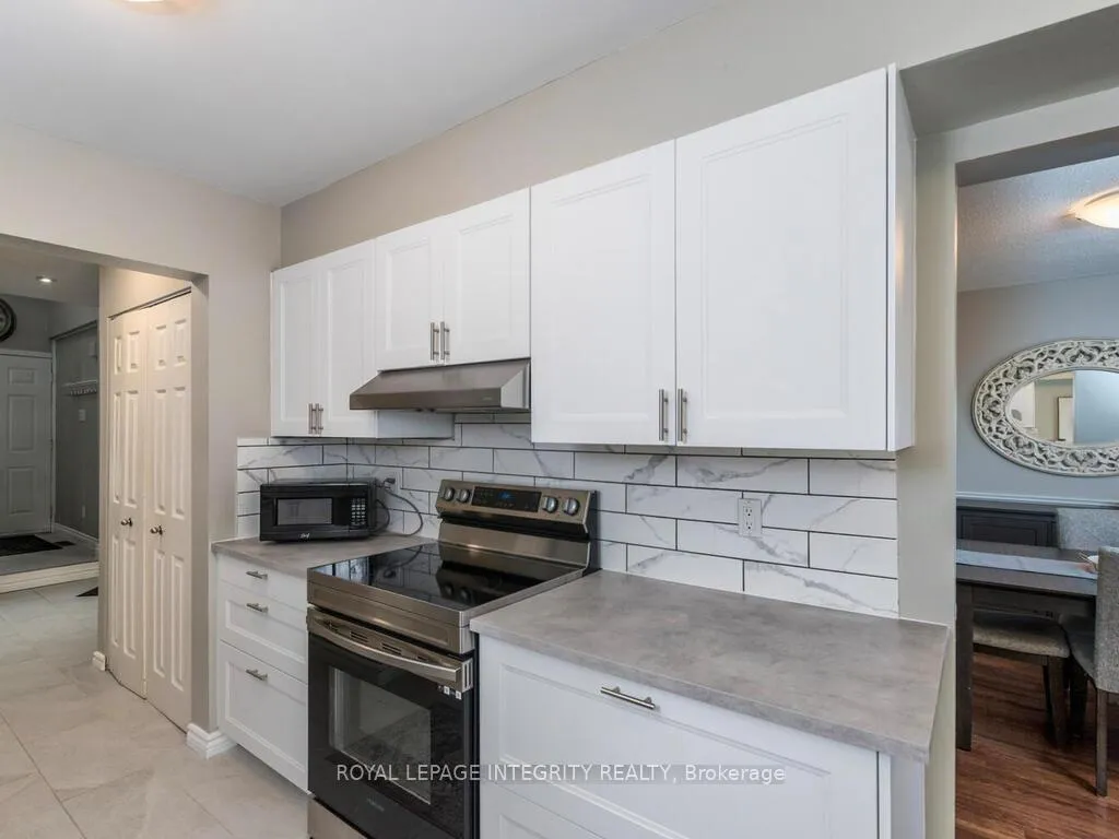 Photo 14 of 90 Waterton Crescent, Ottawa, Kanata - Bridlewood — HOMEH