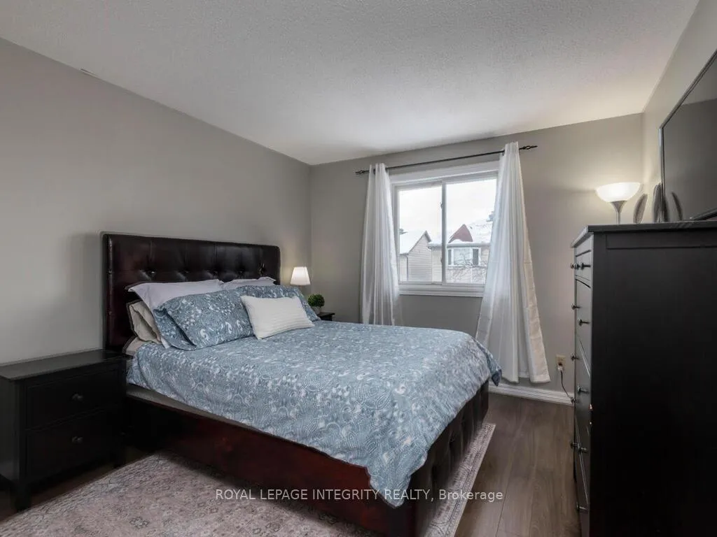Photo 22 of 90 Waterton Crescent, Ottawa, Kanata - Bridlewood — HOMEH