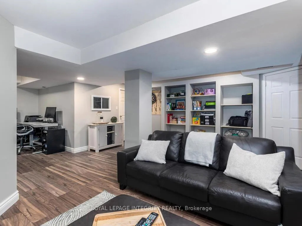 Photo 27 of 90 Waterton Crescent, Ottawa, Kanata - Bridlewood — HOMEH
