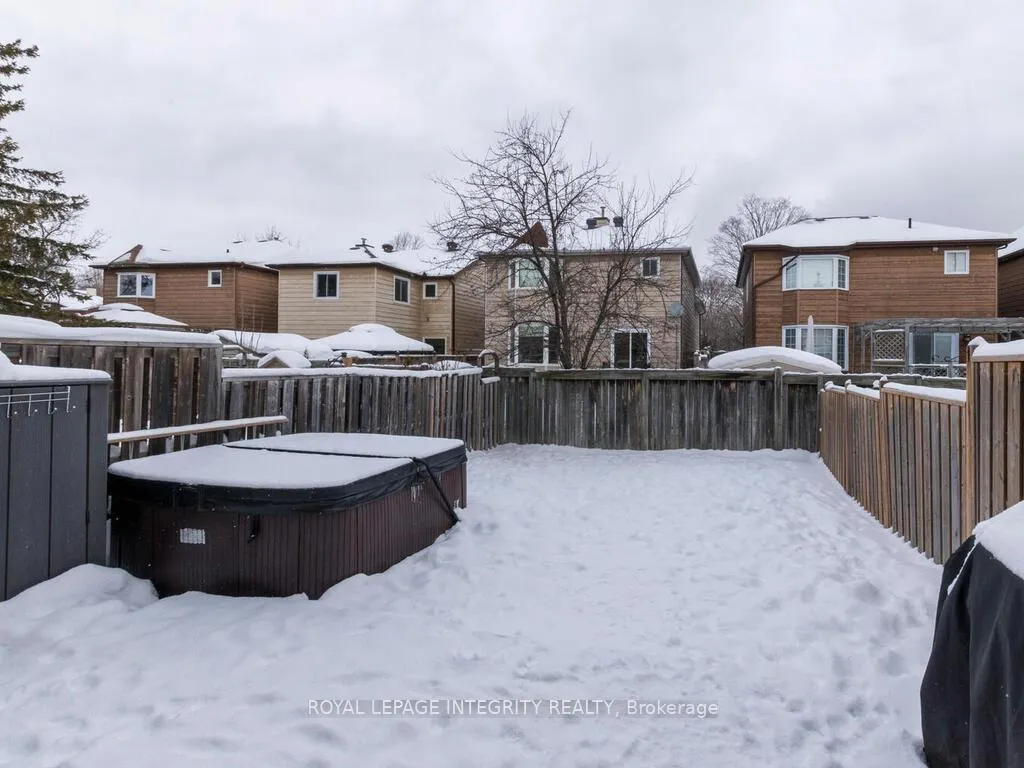 Photo 30 of 90 Waterton Crescent, Ottawa, Kanata - Bridlewood — HOMEH