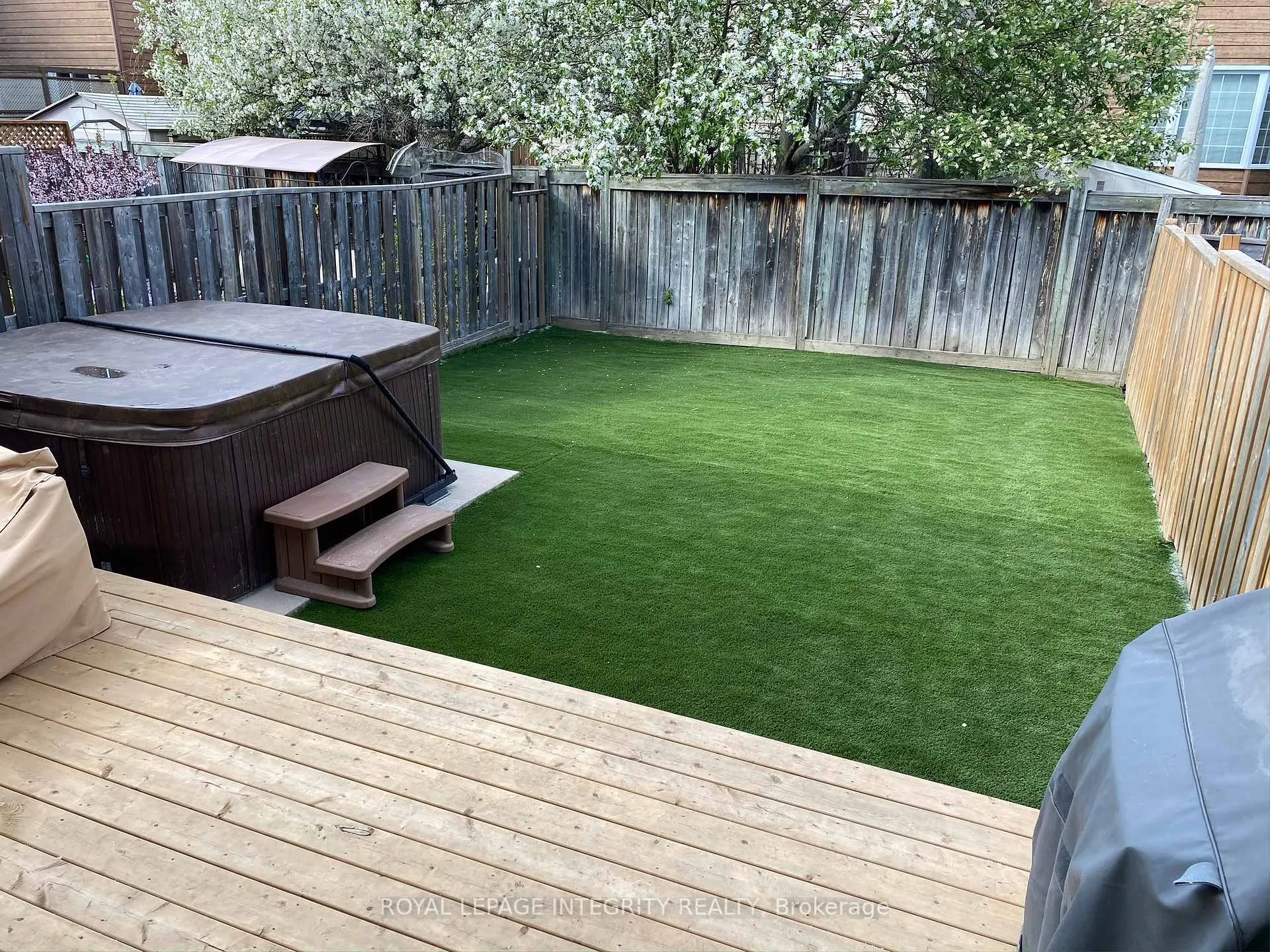 Photo 31 of 90 Waterton Crescent, Ottawa, Kanata - Bridlewood — HOMEH