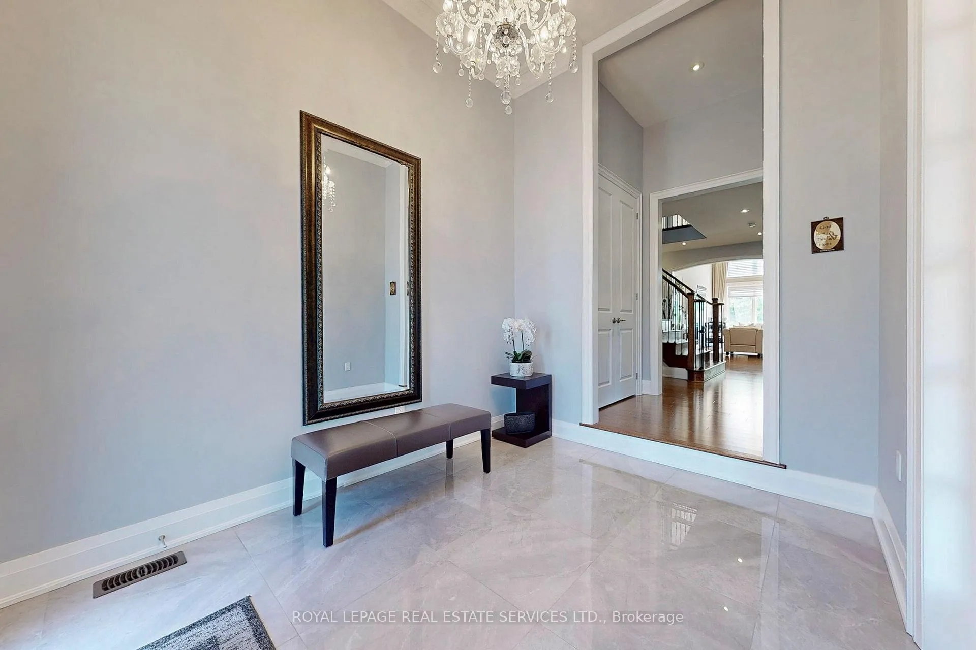 Photo 6 of 149 Coastline Drive, Brampton, Bram West — HOMEH
