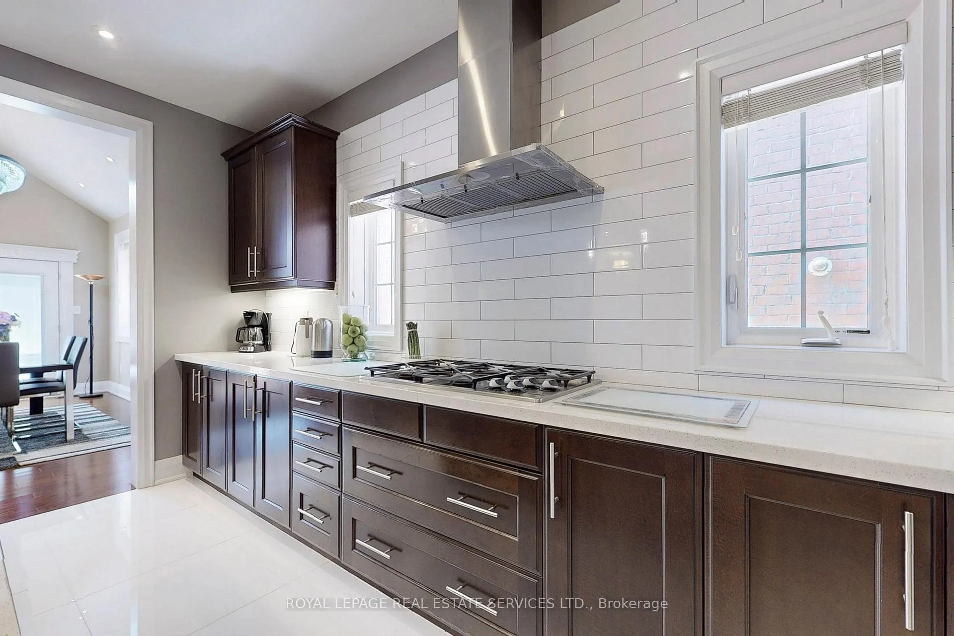 Photo 21 of 149 Coastline Drive, Brampton, Bram West — HOMEH