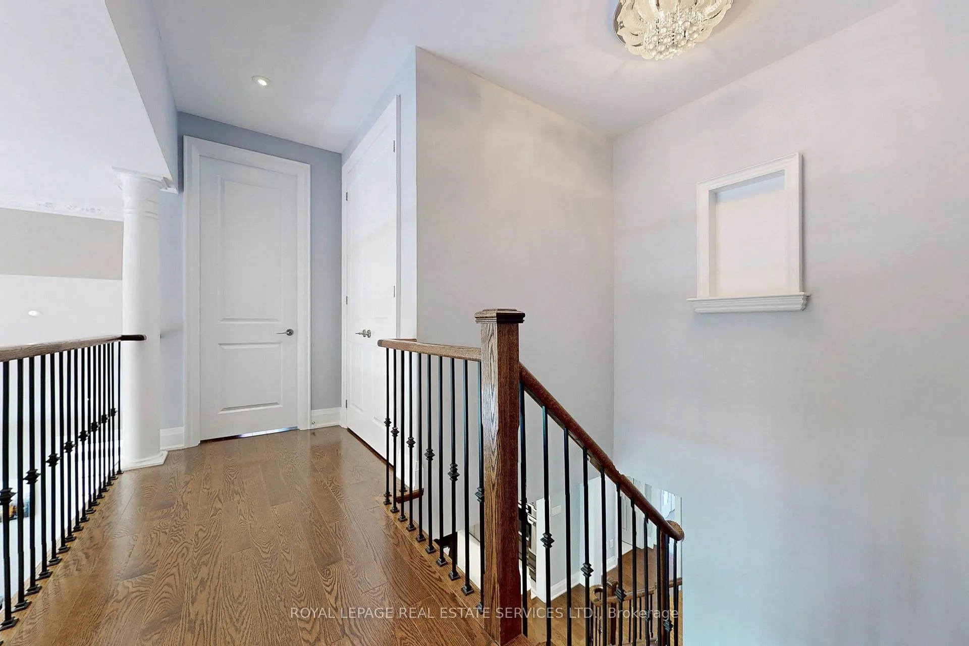 Photo 33 of 149 Coastline Drive, Brampton, Bram West — HOMEH