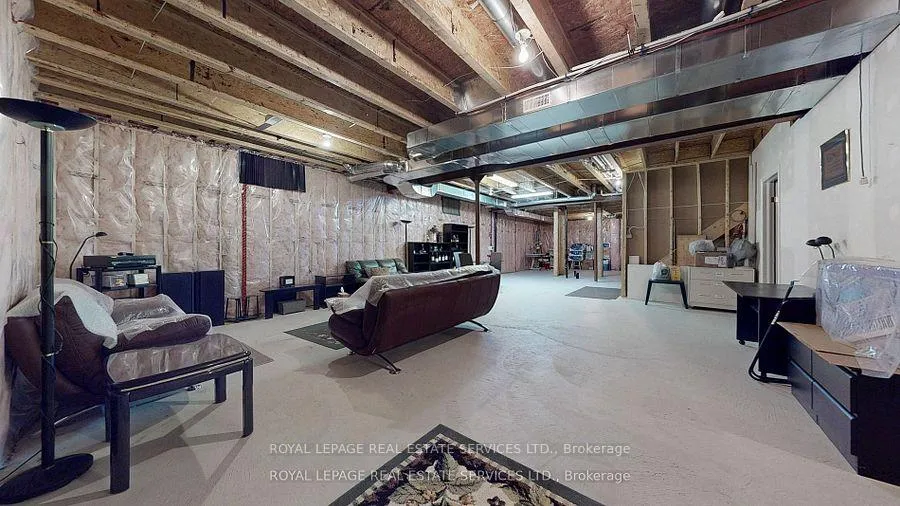 Photo 38 of 149 Coastline Drive, Brampton, Bram West — HOMEH