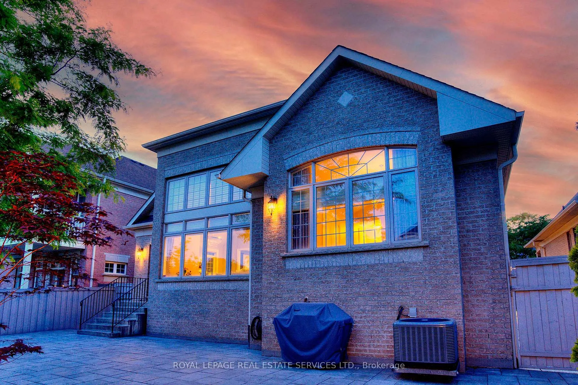 Photo 40 of 149 Coastline Drive, Brampton, Bram West — HOMEH