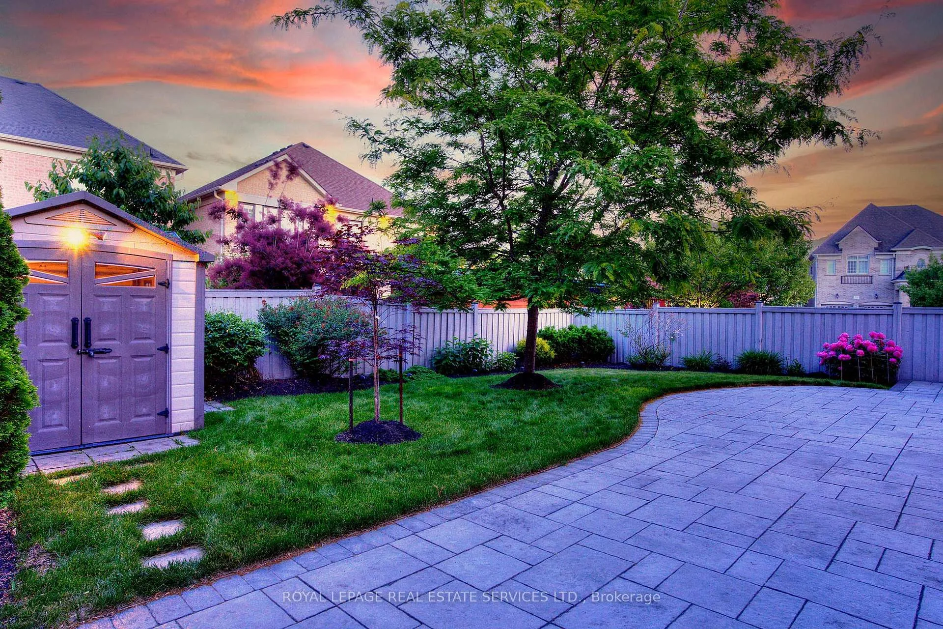 Photo 43 of 149 Coastline Drive, Brampton, Bram West — HOMEH