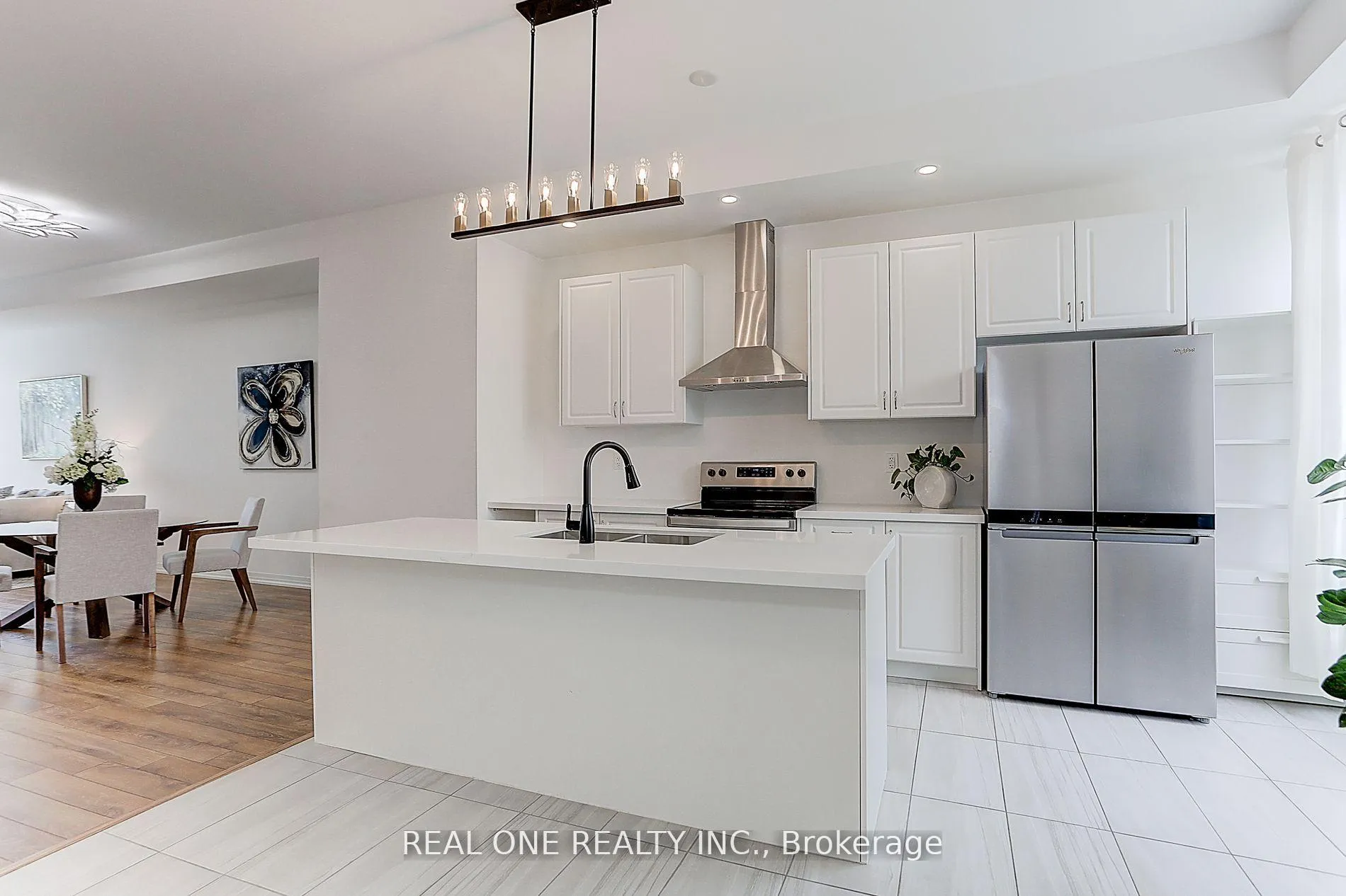 Photo 7 of 129 Markland Street W, Markham, Cachet — HOMEH