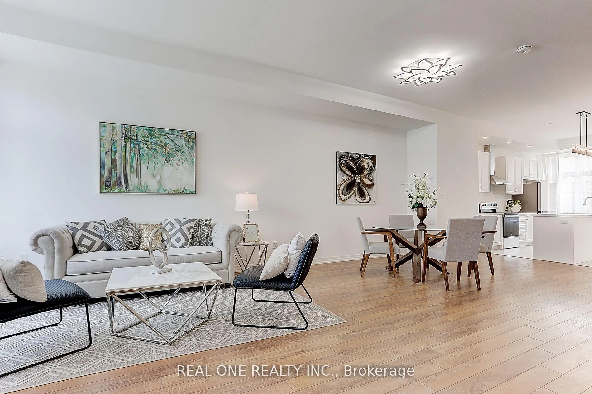 Photo 15 of 129 Markland Street W, Markham, Cachet — HOMEH