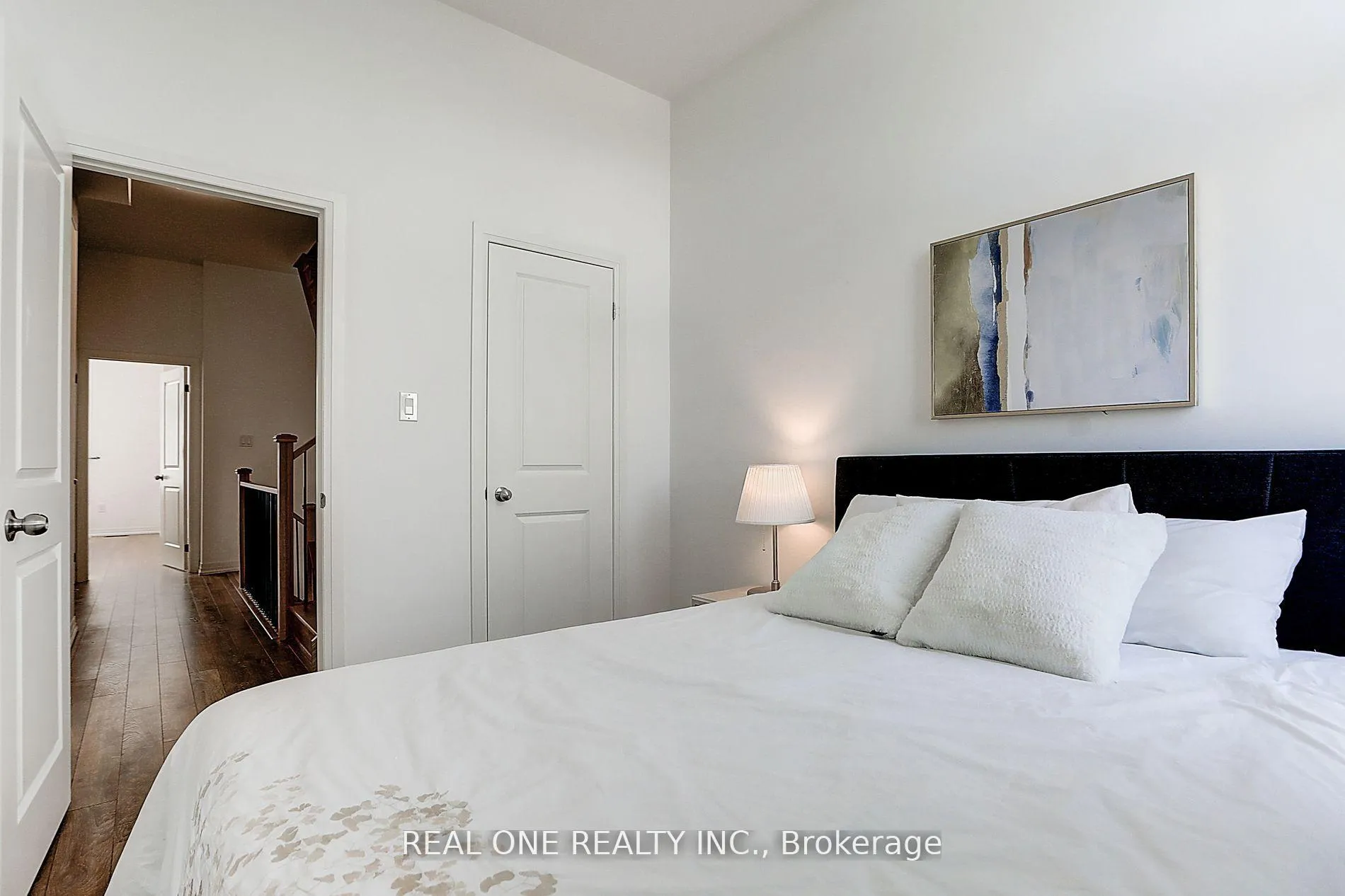 Photo 24 of 129 Markland Street W, Markham, Cachet — HOMEH