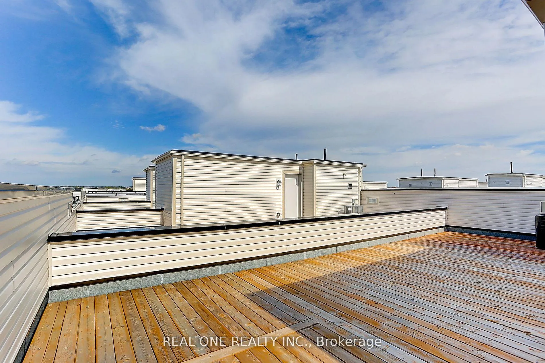 Photo 39 of 129 Markland Street W, Markham, Cachet — HOMEH