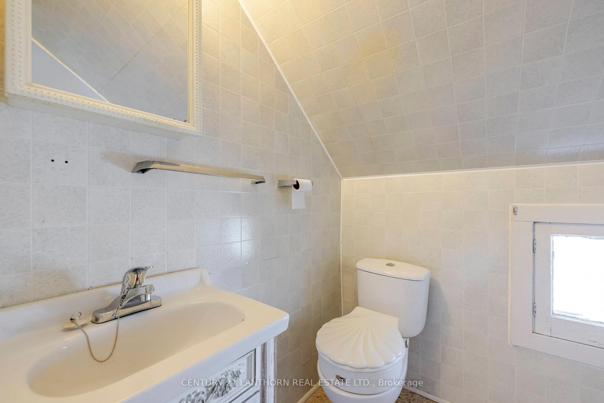 Photo 25 of 75 West Street, Quinte West, Trenton Ward — HOMEH
