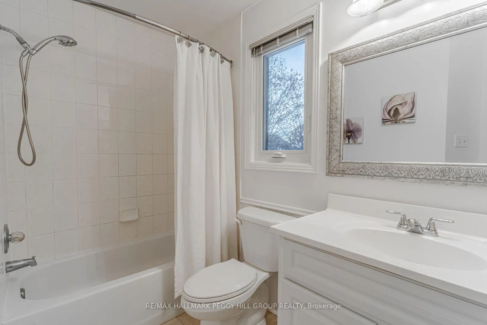 Photo 14 of 15 Charing Crescent, Aurora, Aurora Highlands — HOMEH