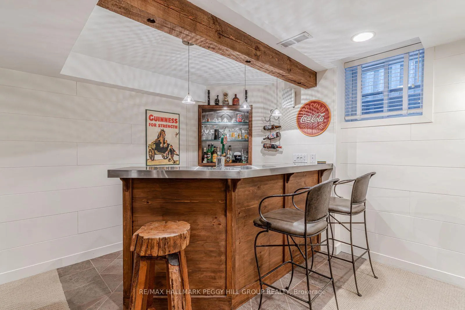 Photo 17 of 15 Charing Crescent, Aurora, Aurora Highlands — HOMEH