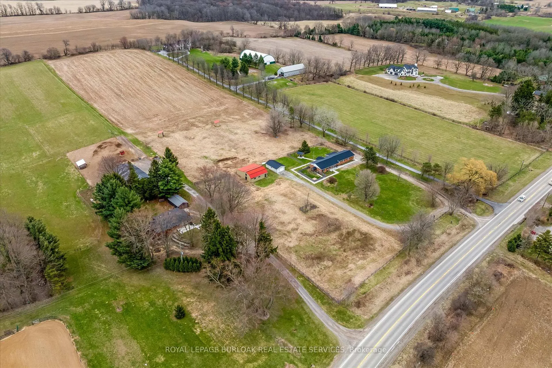 Photo 40 of 337 Highway 52 N, Hamilton, Ancaster — HOMEH