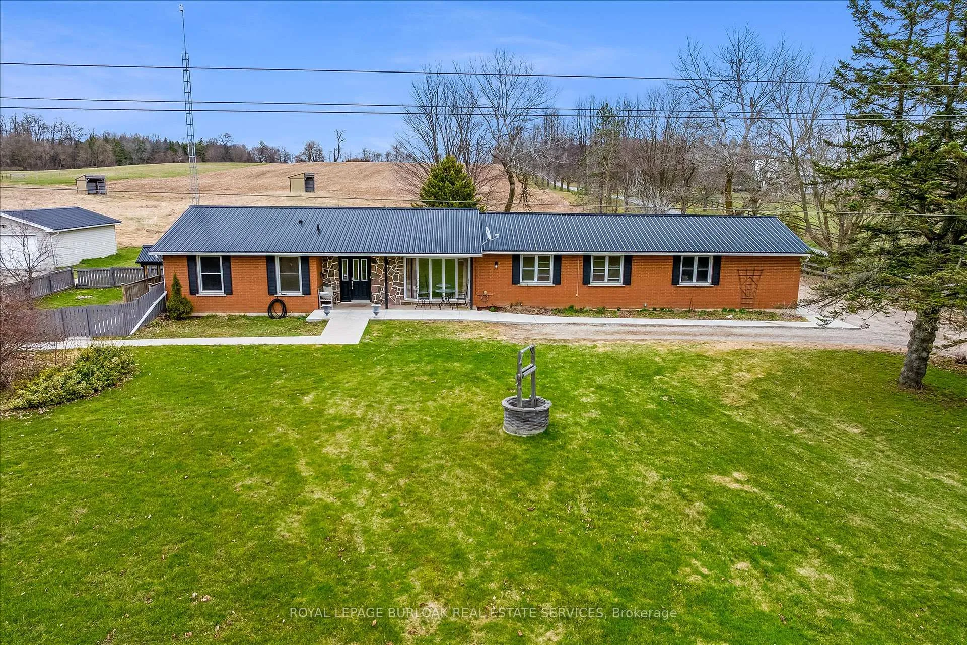 Photo 47 of 337 Highway 52 N, Hamilton, Ancaster — HOMEH