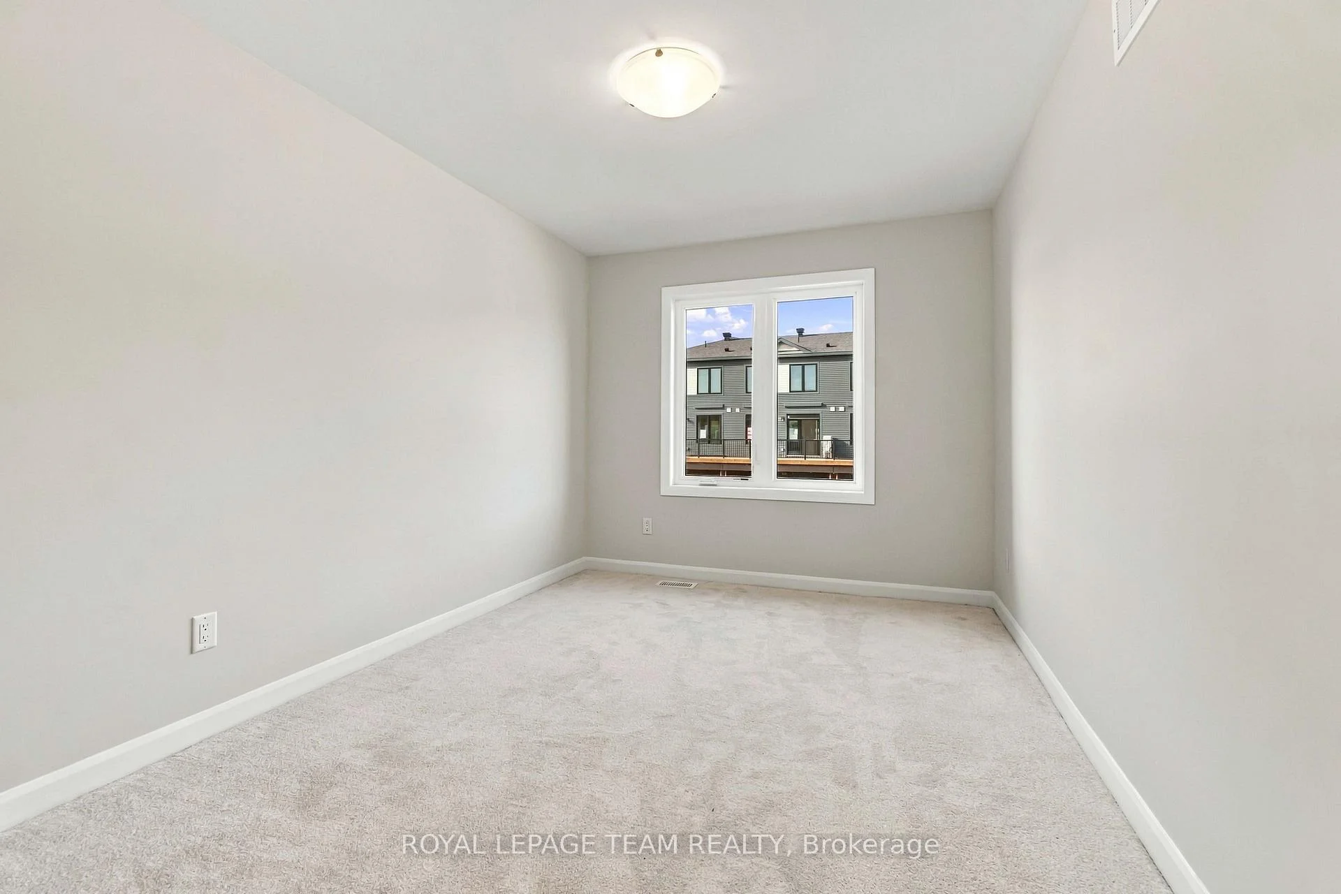 Photo 26 of 845 Fairline Row, Ottawa, Kanata - Emerald Meadows/Trailwest — HOMEH