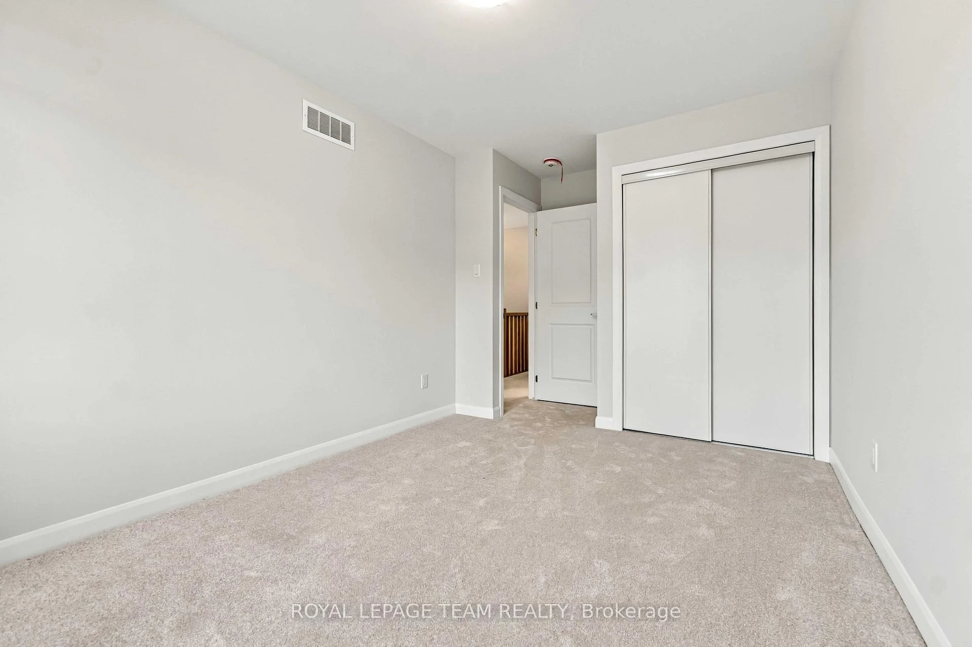 Photo 27 of 845 Fairline Row, Ottawa, Kanata - Emerald Meadows/Trailwest — HOMEH