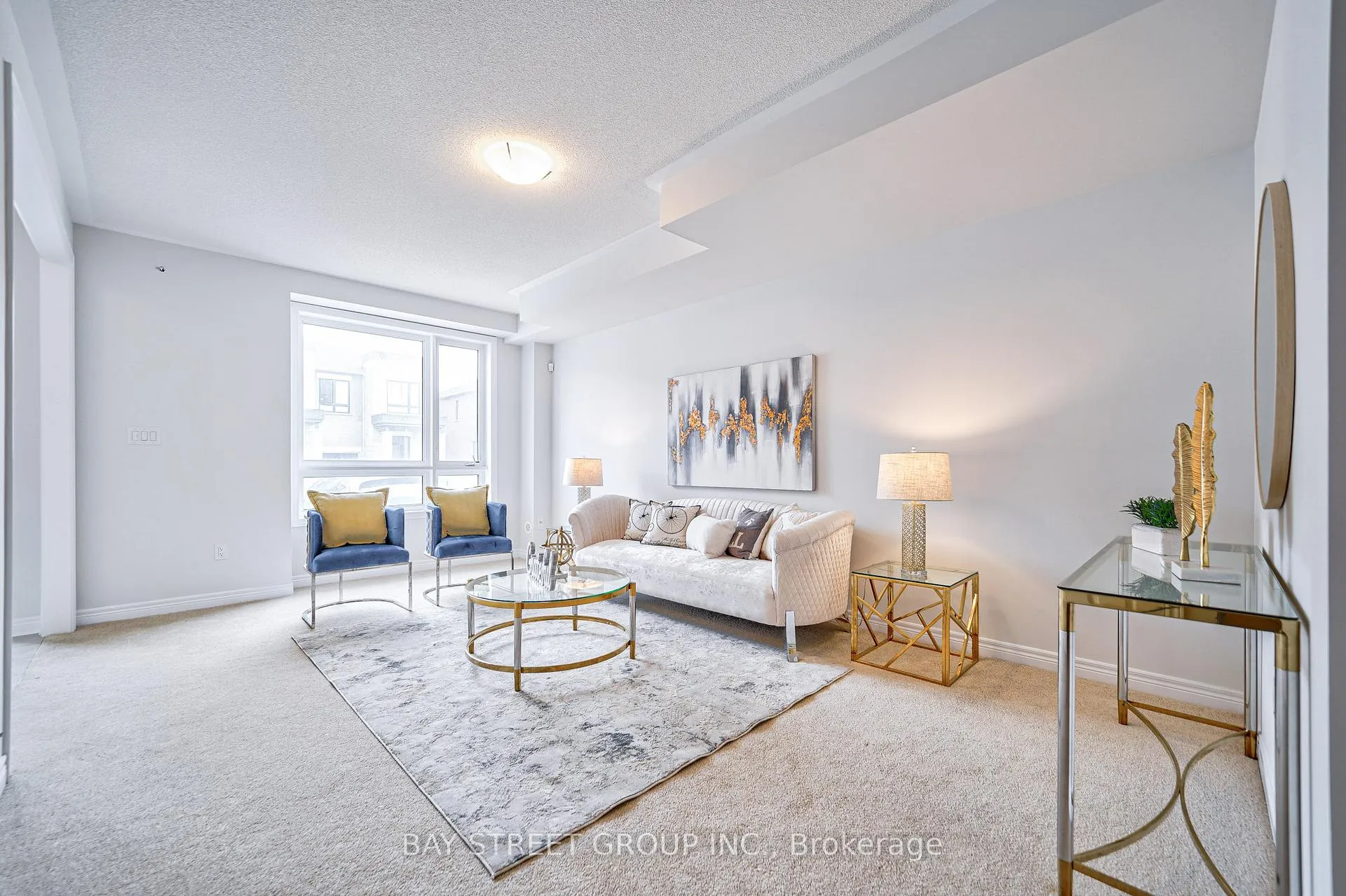 Photo 7 of 153 Mumbai Drive, Markham, Middlefield — HOMEH