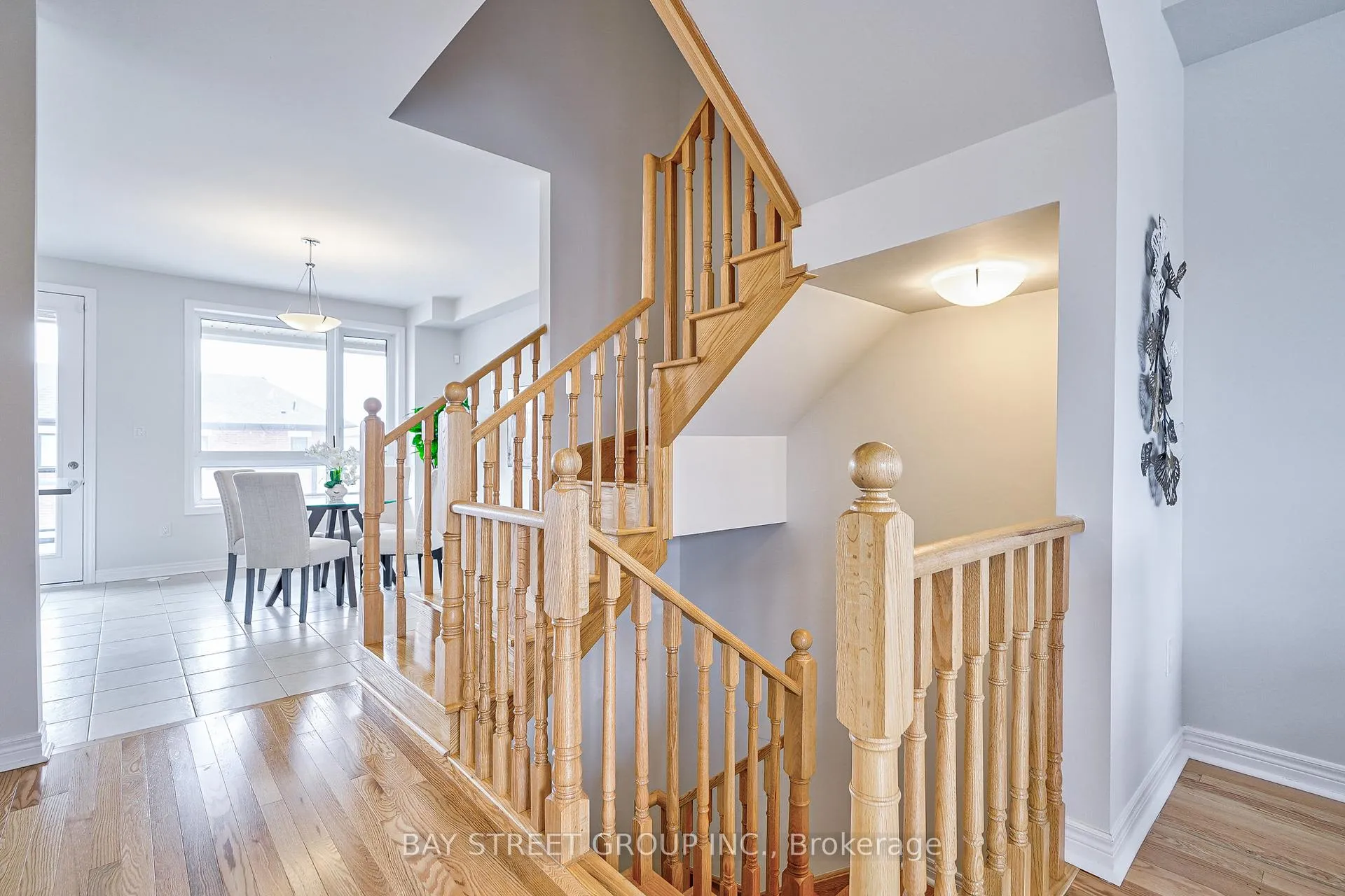 Photo 11 of 153 Mumbai Drive, Markham, Middlefield — HOMEH