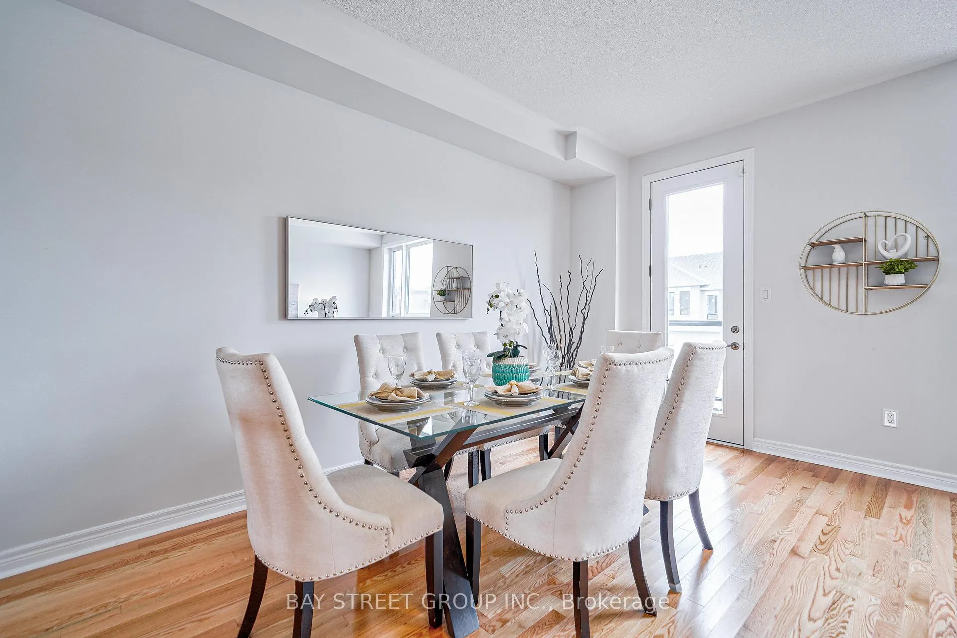 Photo 15 of 153 Mumbai Drive, Markham, Middlefield — HOMEH