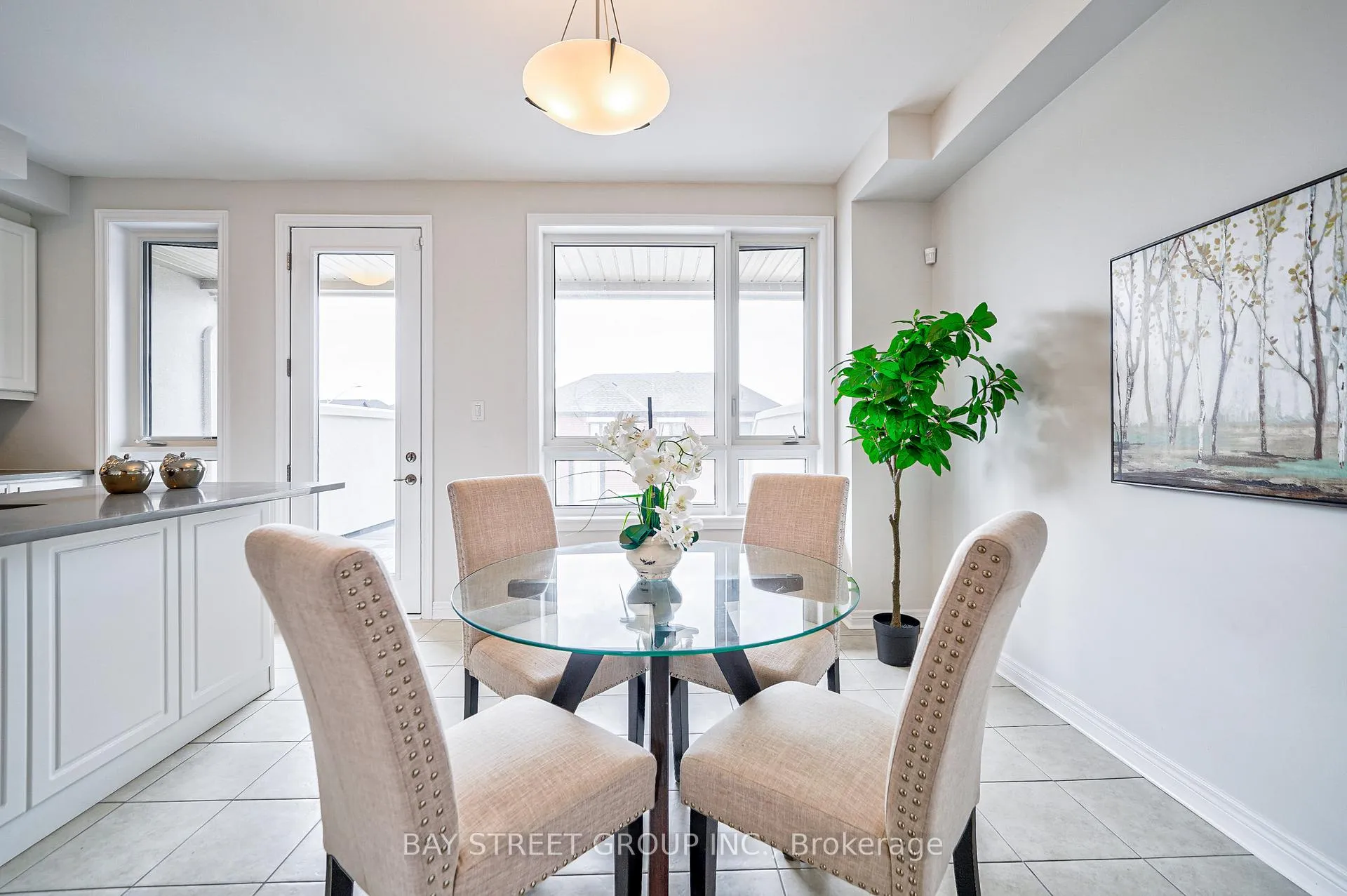 Photo 18 of 153 Mumbai Drive, Markham, Middlefield — HOMEH