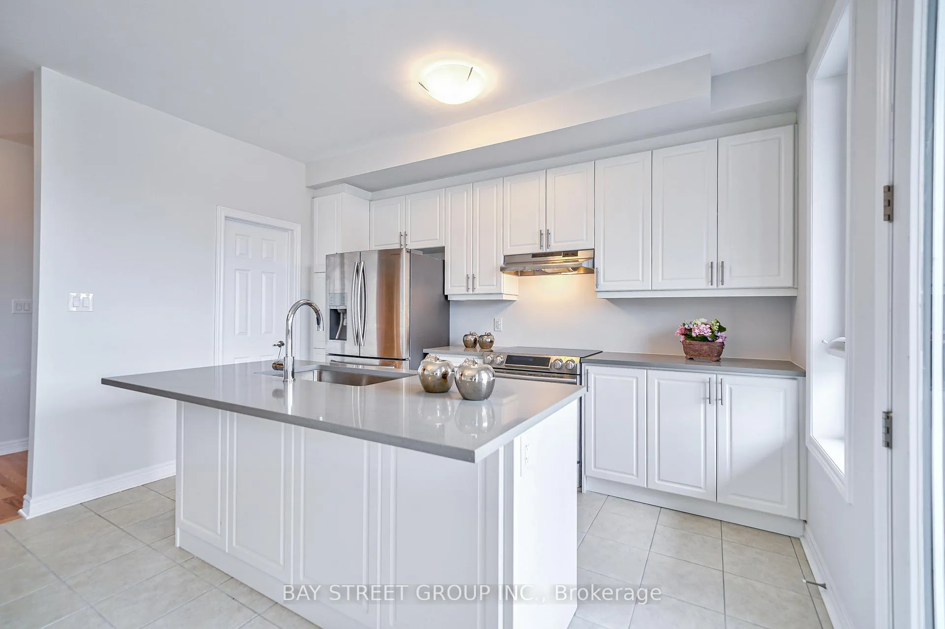 Photo 20 of 153 Mumbai Drive, Markham, Middlefield — HOMEH