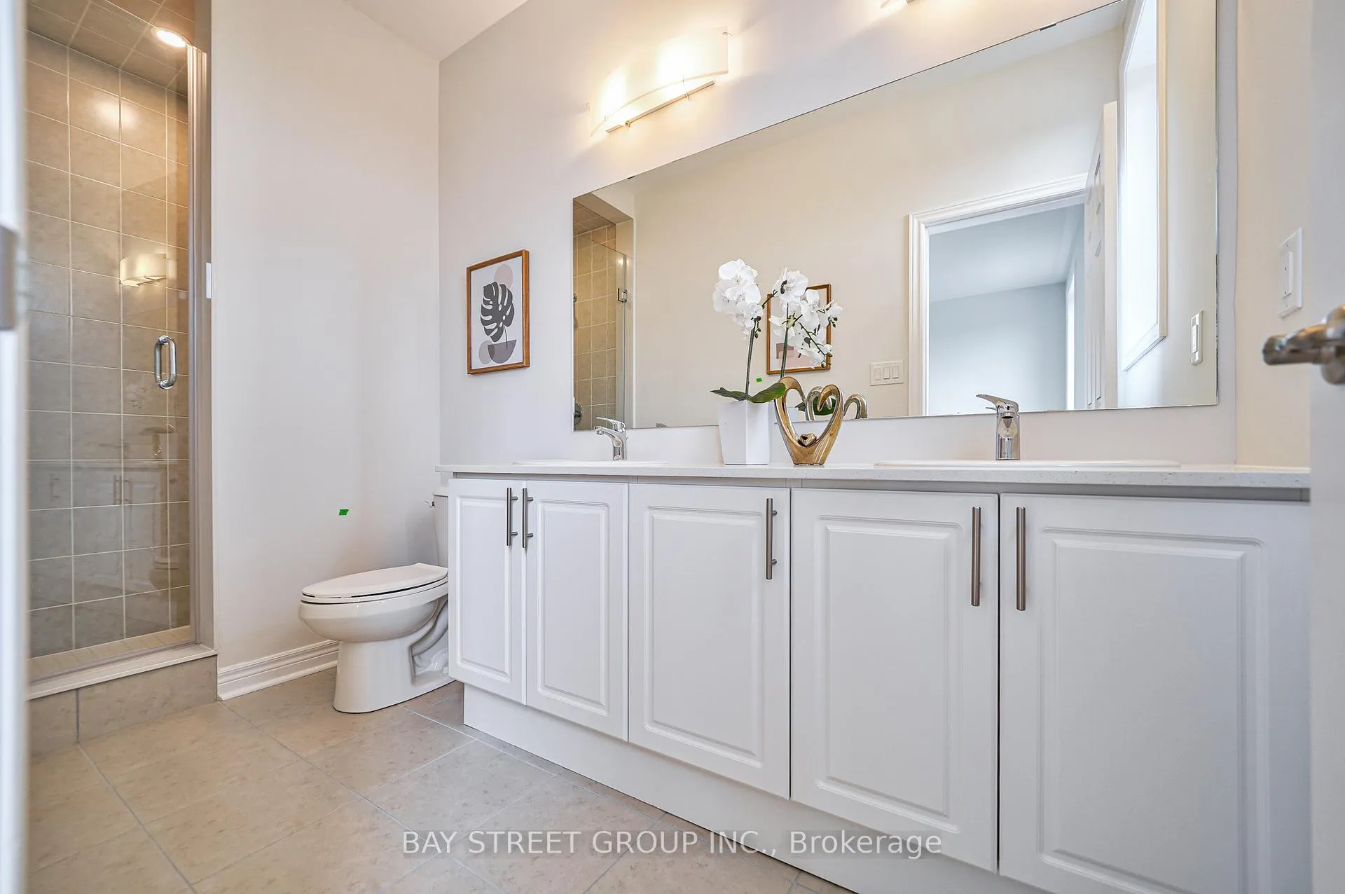 Photo 32 of 153 Mumbai Drive, Markham, Middlefield — HOMEH
