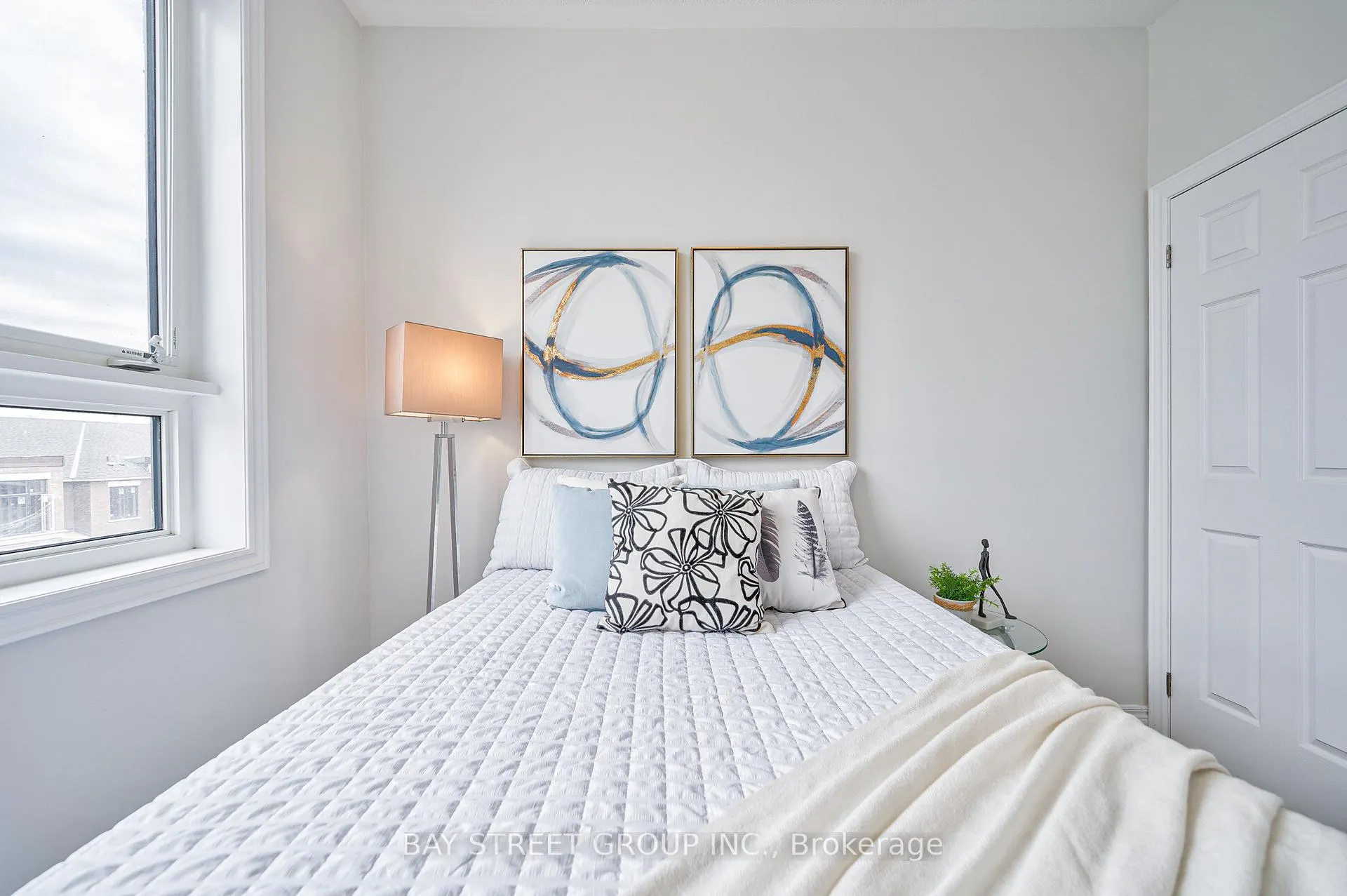 Photo 38 of 153 Mumbai Drive, Markham, Middlefield — HOMEH