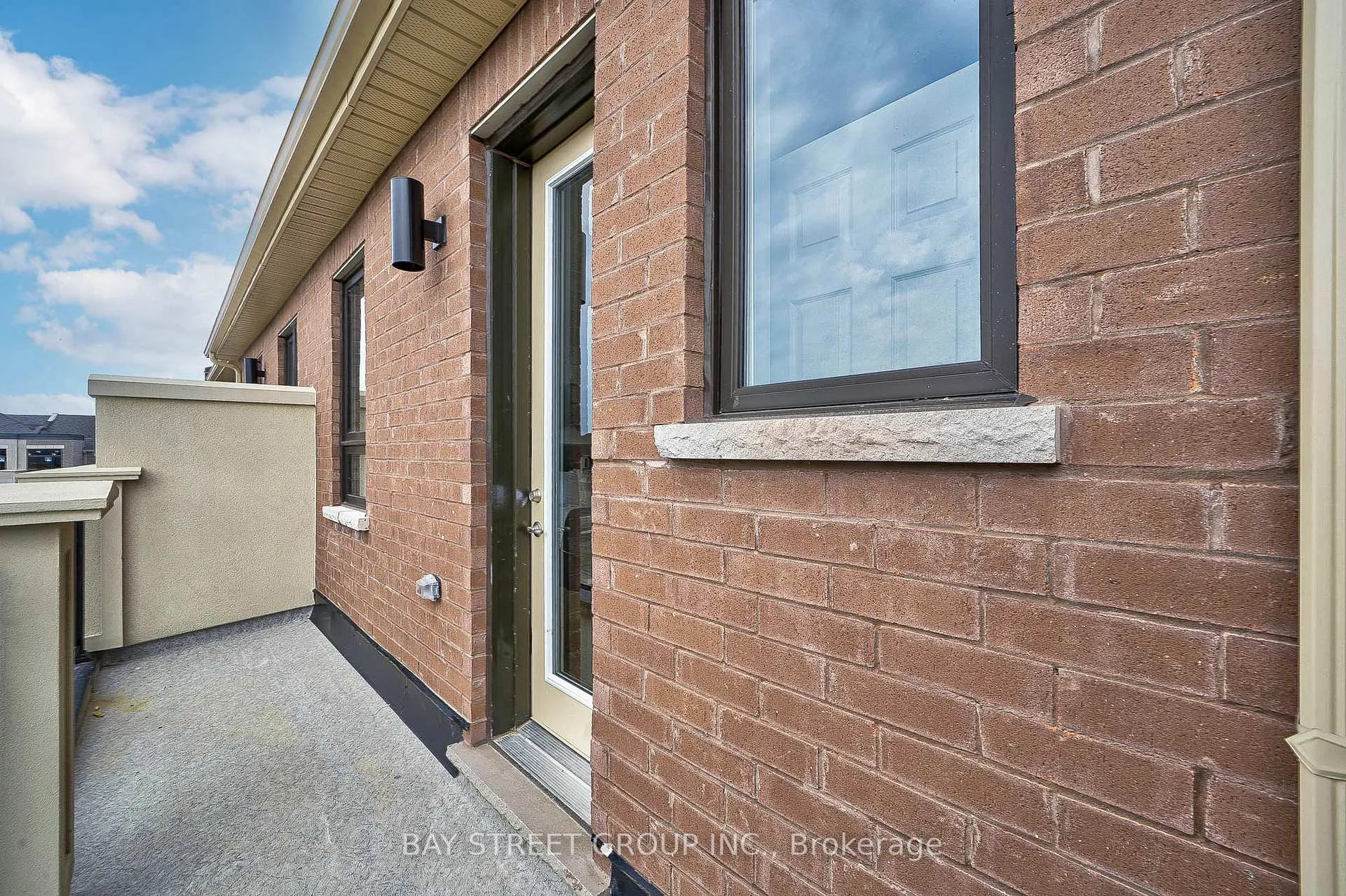 Photo 40 of 153 Mumbai Drive, Markham, Middlefield — HOMEH