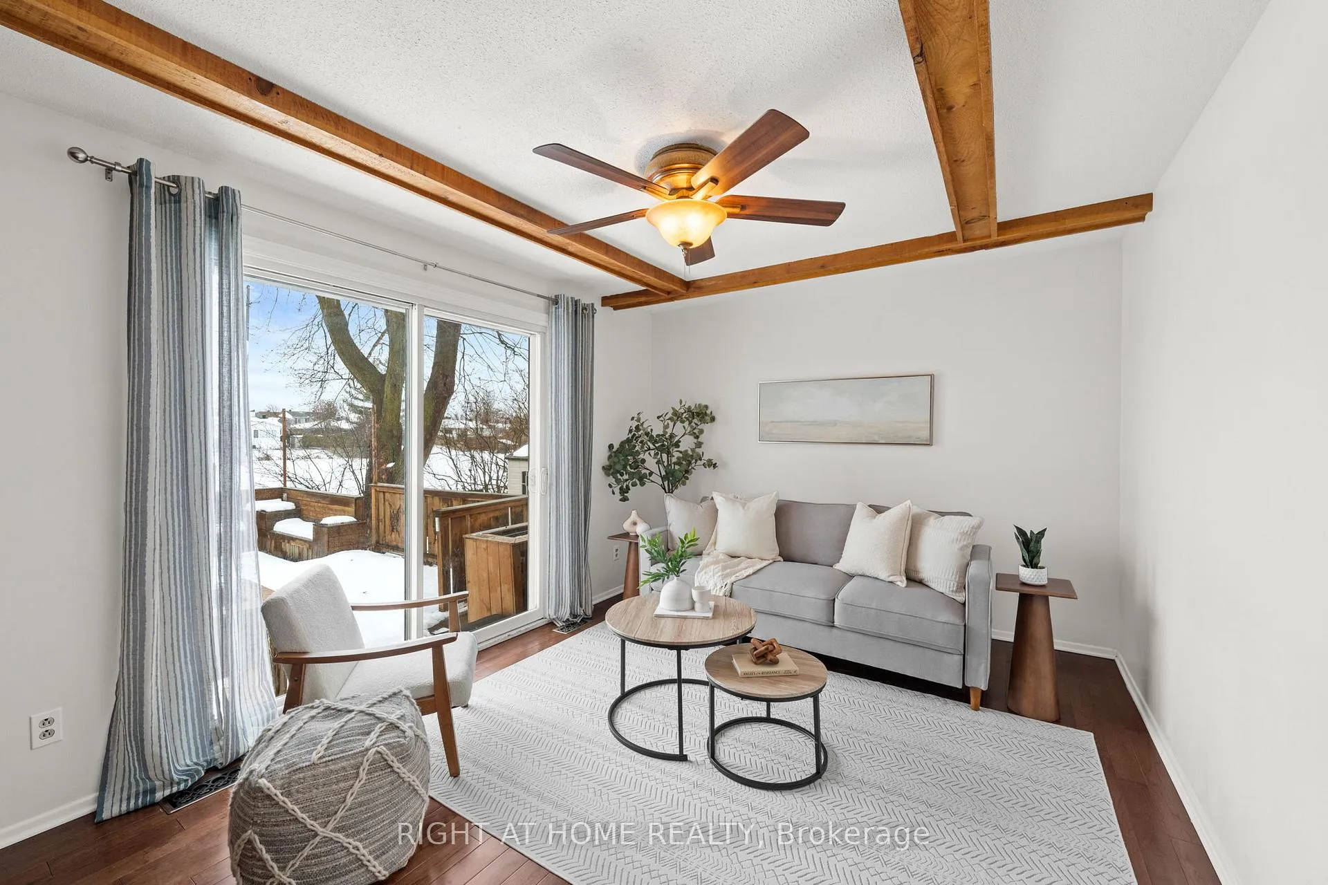 Photo 17 of 9 Aurora Crescent, Ottawa, Manordale — HOMEH