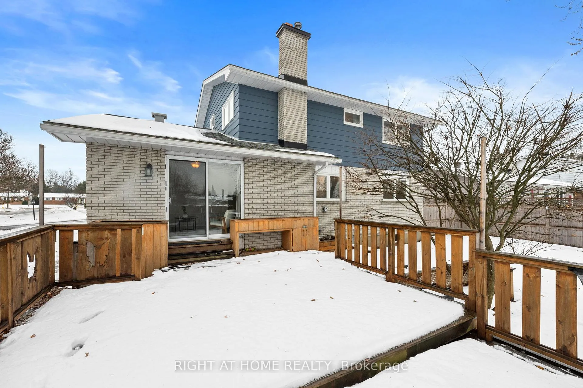 Photo 31 of 9 Aurora Crescent, Ottawa, Manordale — HOMEH