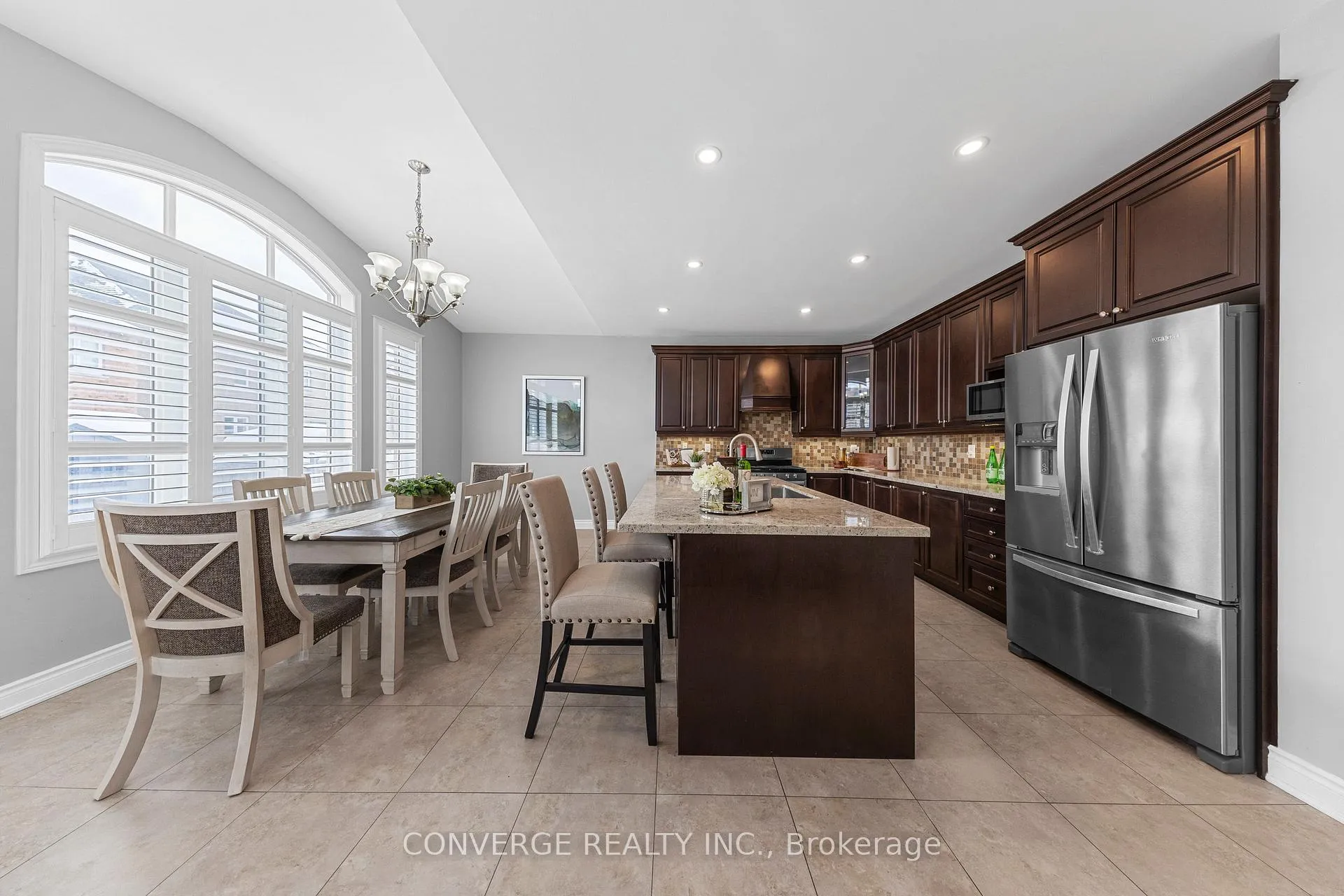 Photo 10 of 9 Islington Drive, Brampton, Brampton East — HOMEH