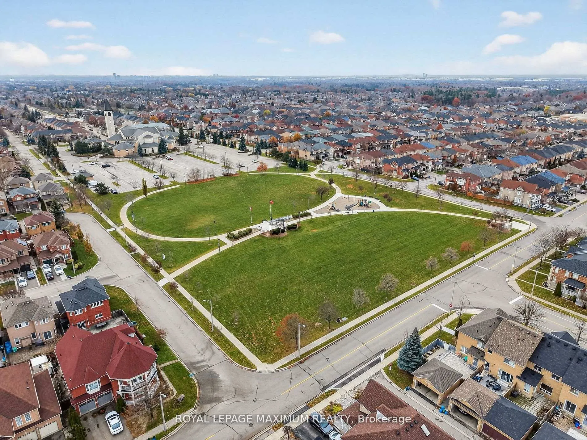 Photo 36 of 27 Acqua Drive, Vaughan, Vellore Village — HOMEH