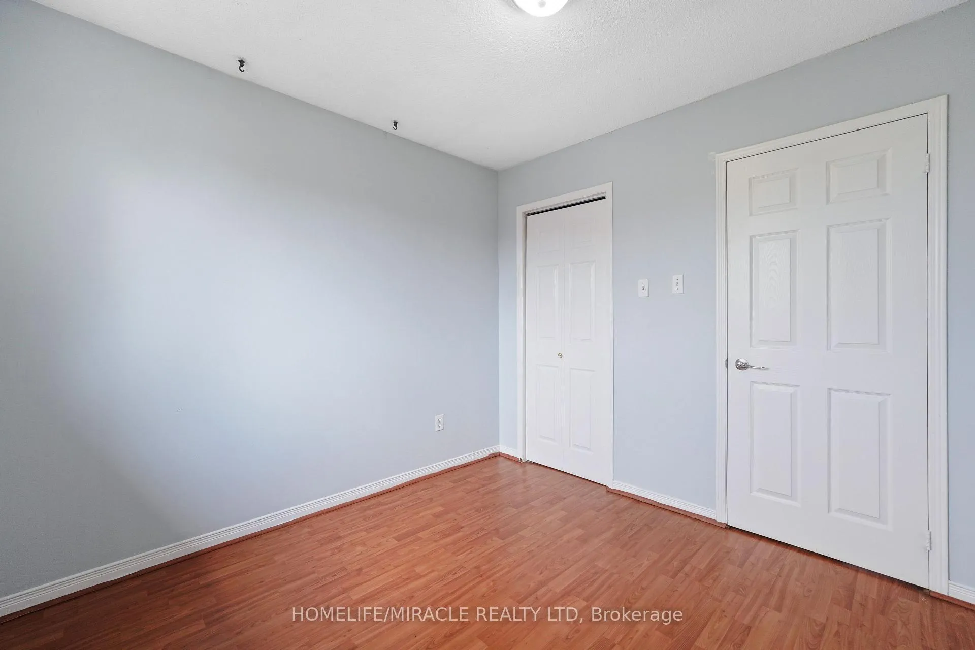 Photo 27 of 27 Deerpark Crescent S, Brampton, Brampton West — HOMEH