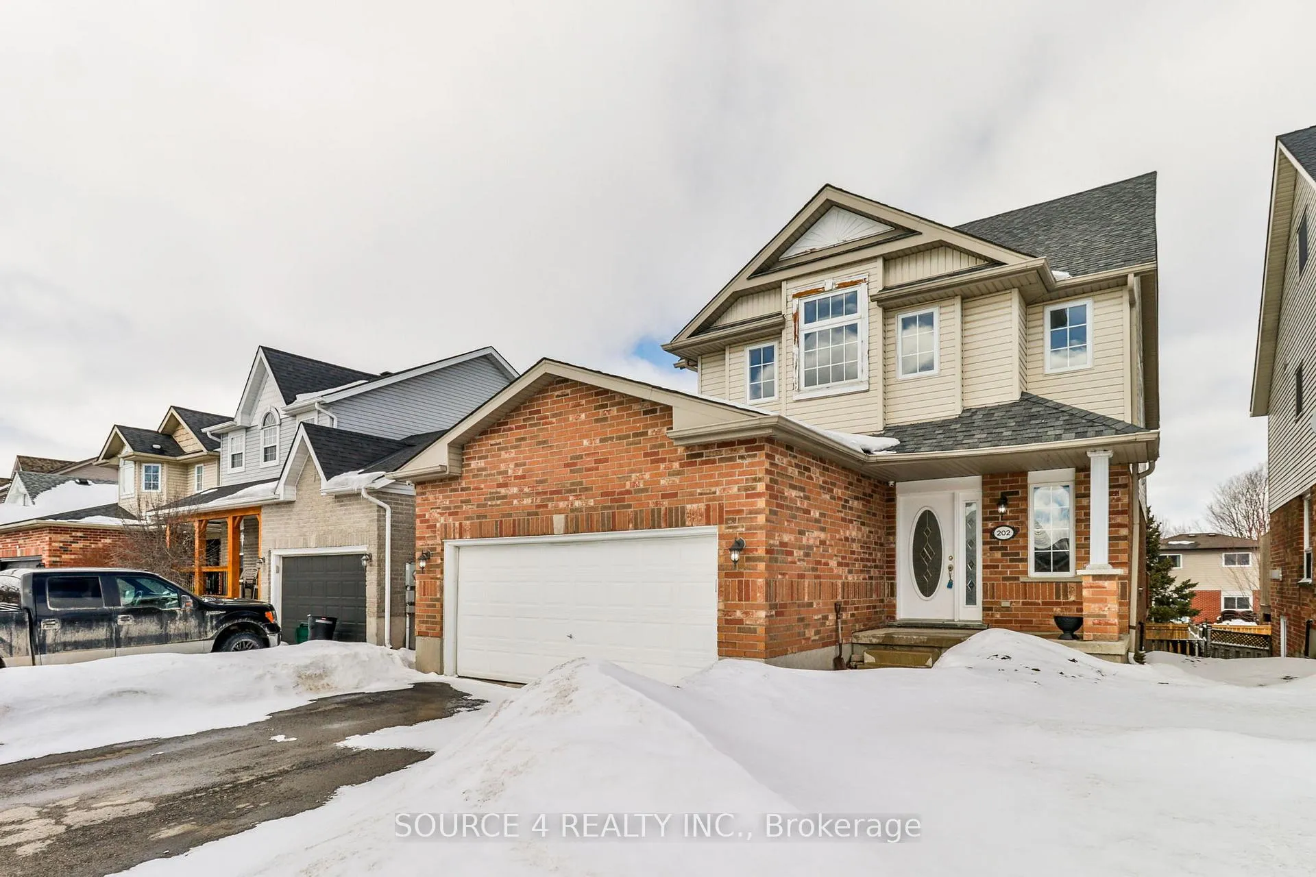 Photo 2 of 202 Franklyn Street, Shelburne — HOMEH