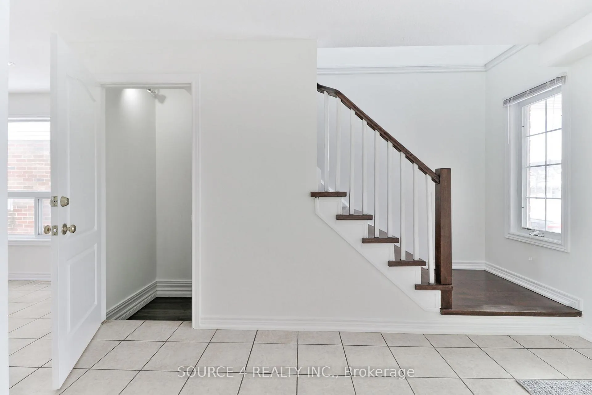 Photo 5 of 202 Franklyn Street, Shelburne — HOMEH