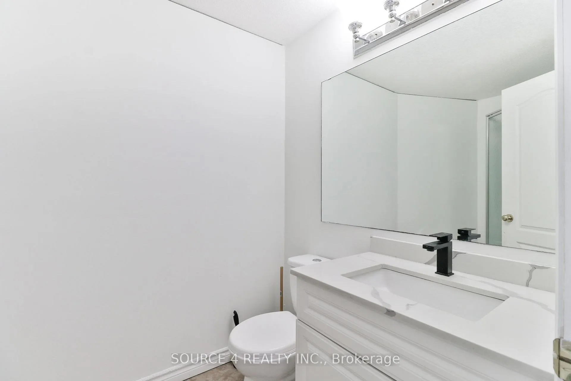 Photo 22 of 202 Franklyn Street, Shelburne — HOMEH