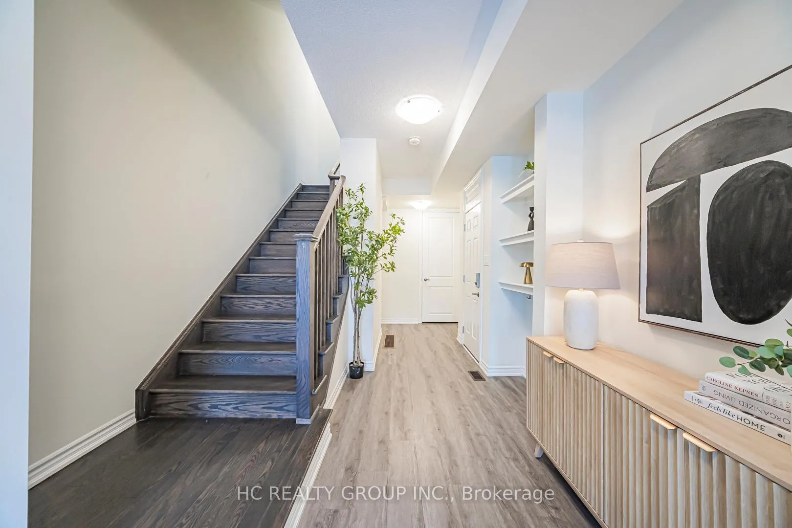 Photo 3 of 82 Thomas Frisby Jr Crescent, Markham, Victoria Square — HOMEH
